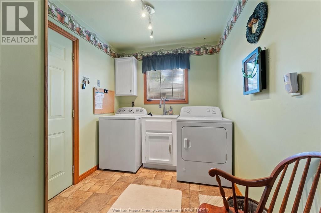 606 PINE RIDGE AVENUE Image 20