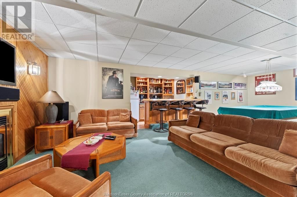 606 PINE RIDGE AVENUE Image 29