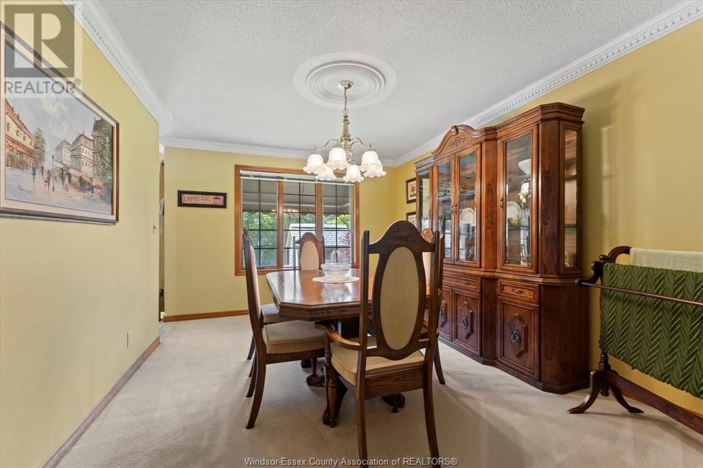 606 PINE RIDGE AVENUE Image 9