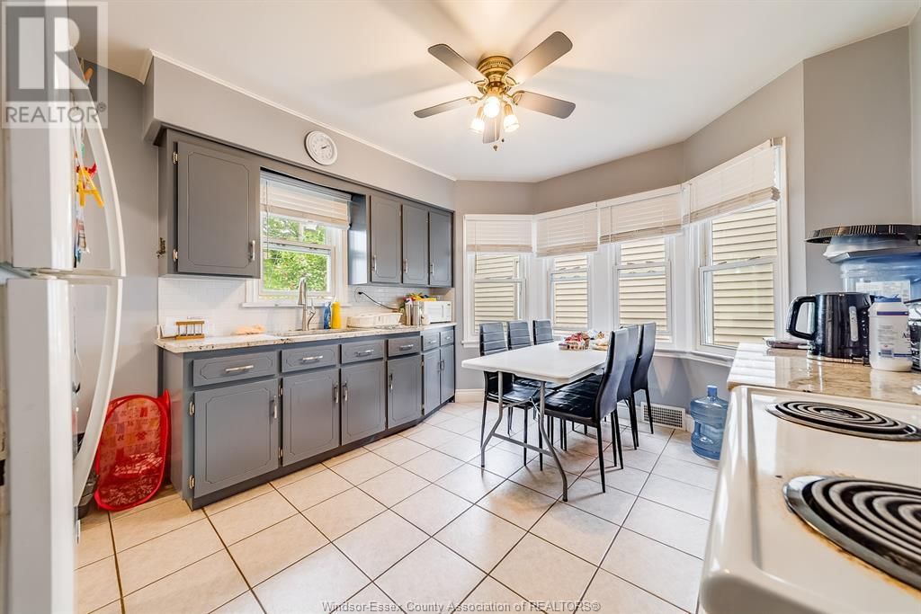 1418 PILLETTE ROAD Image 14