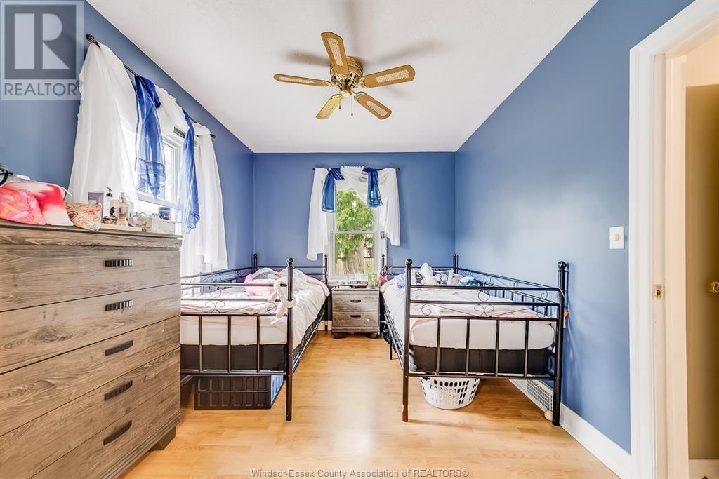 1418 PILLETTE ROAD Image 21