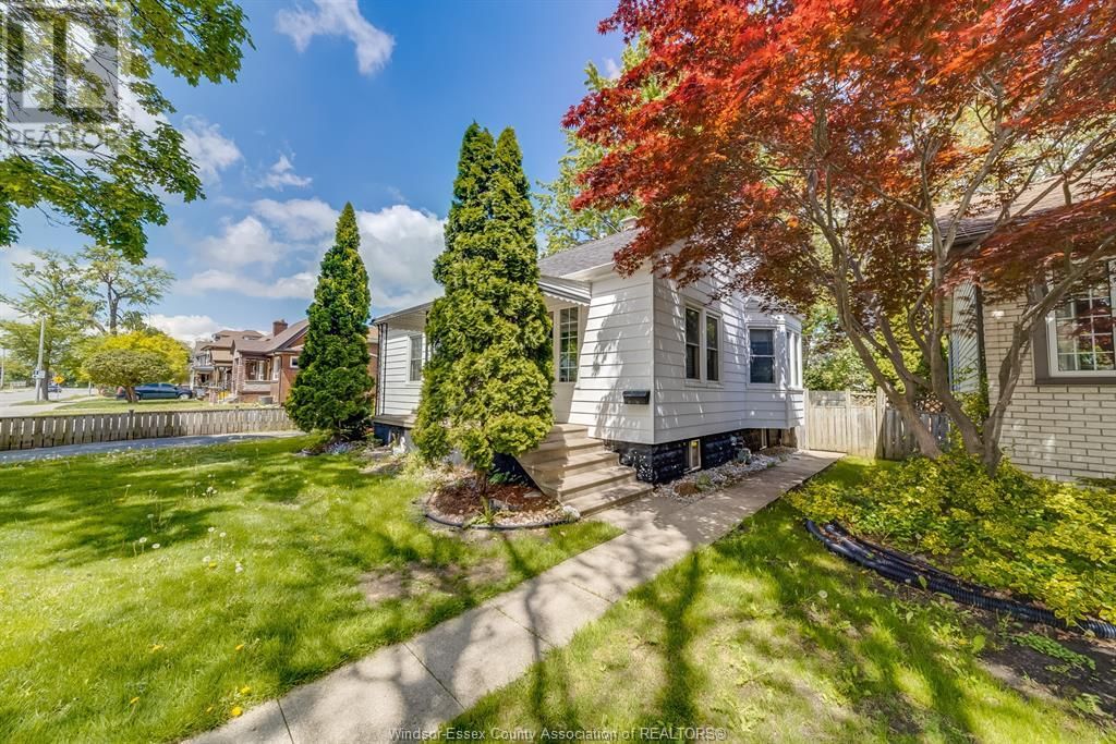 1418 PILLETTE ROAD Image 6
