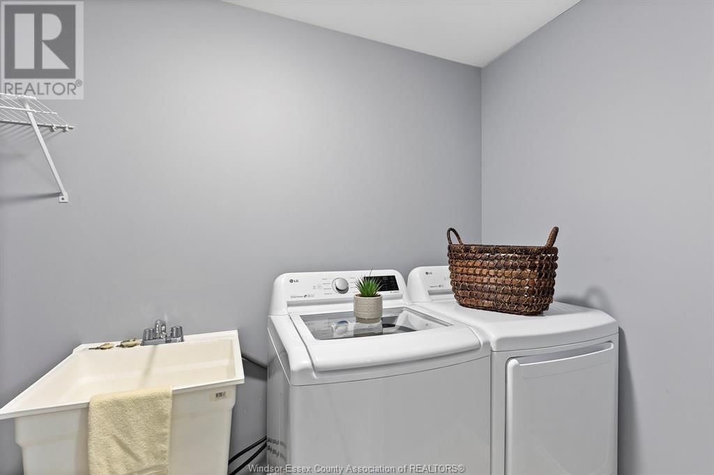 2553 TIVOLI AVENUE Image 22