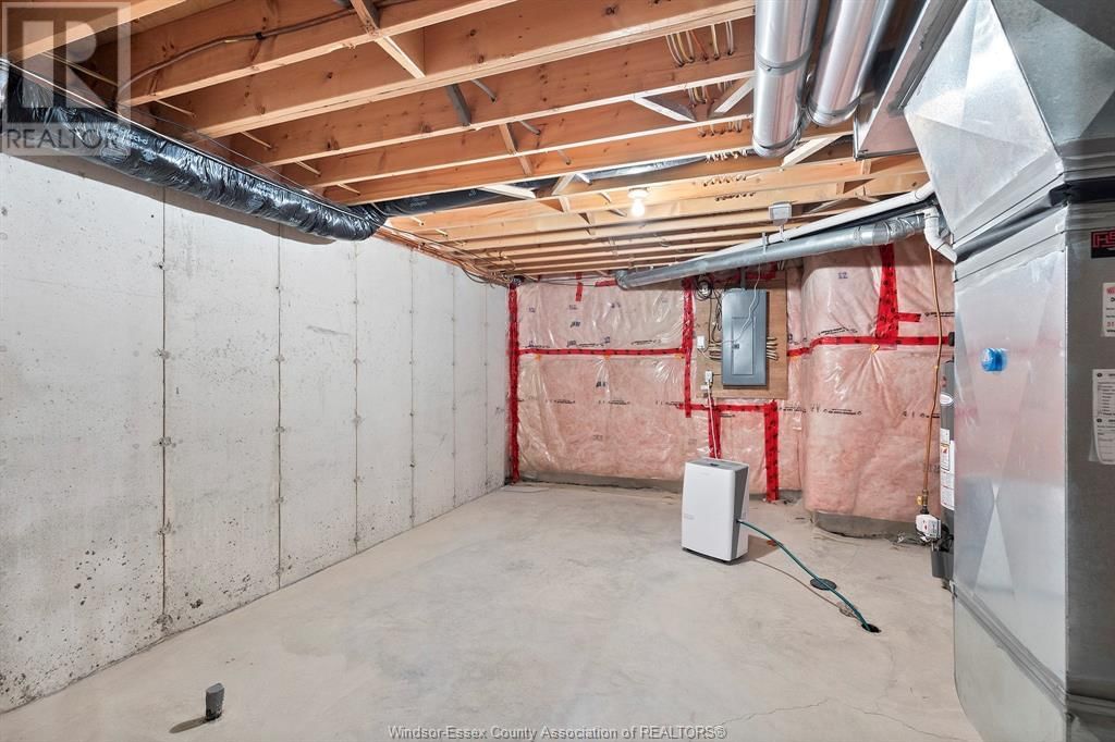 2553 TIVOLI AVENUE Image 25