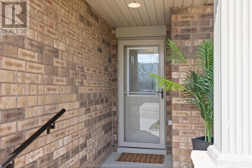 2553 TIVOLI AVENUE Image 3