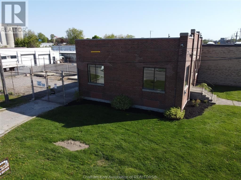 429 RICHMOND STREET Image 13