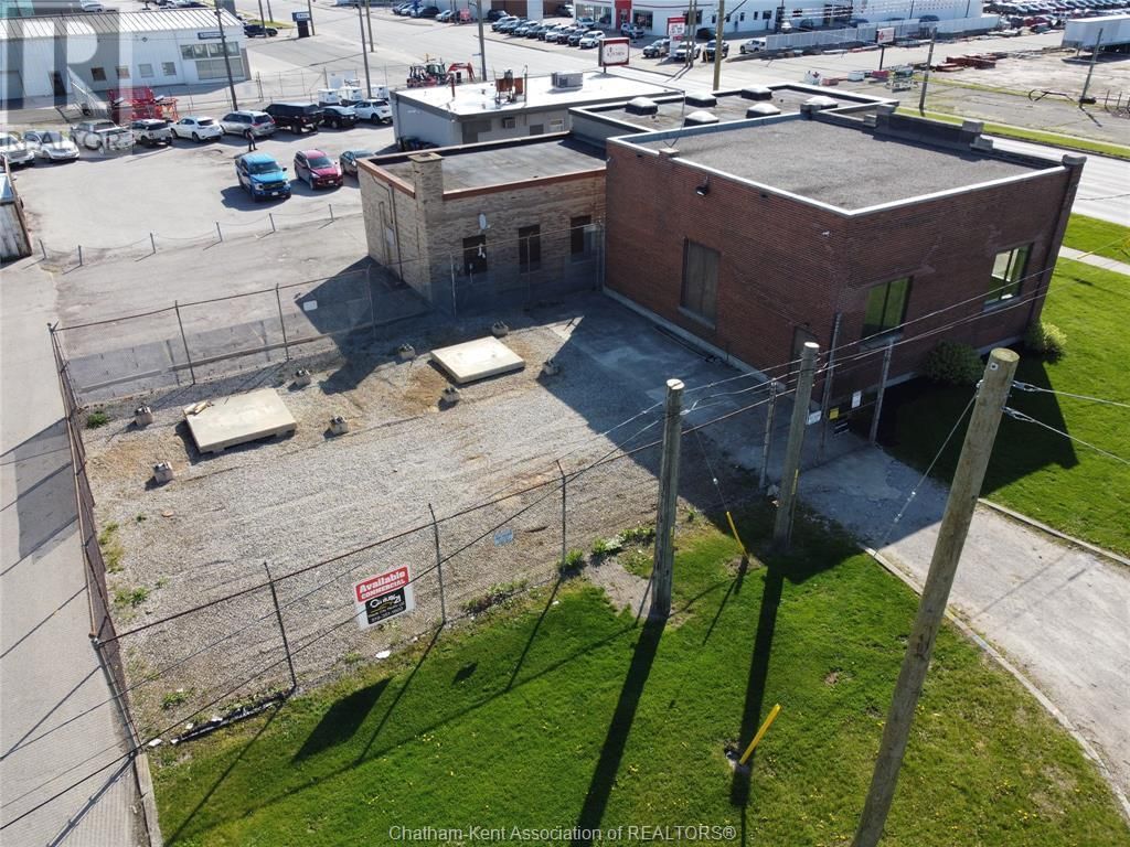 429 RICHMOND STREET Image 15
