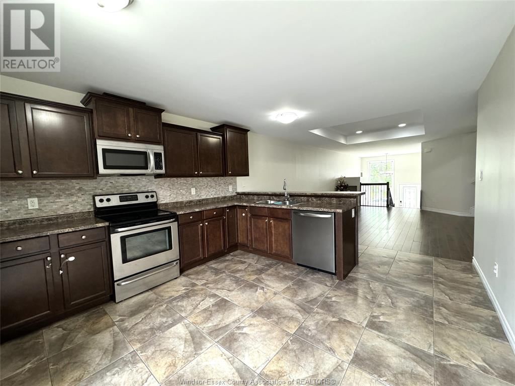 11918 BOULDER CRESCENT Image 11