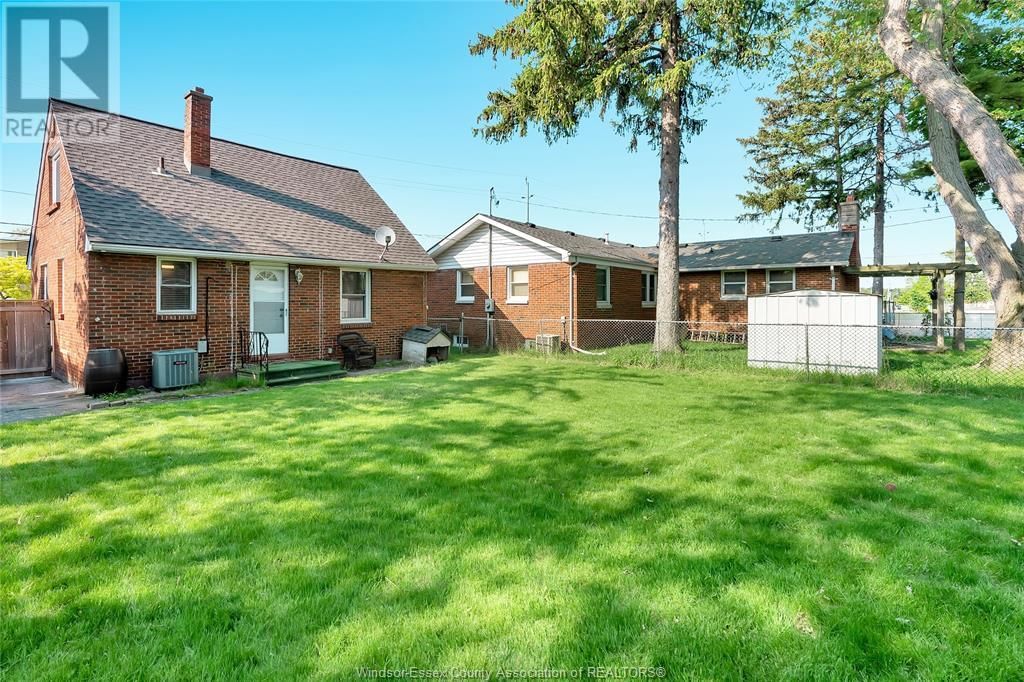 6633 WYANDOTTE STREET Image 17