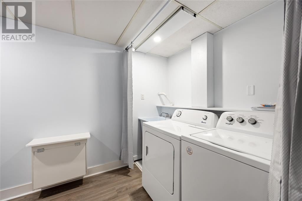 110 FAIRVIEW PLACE Image 20
