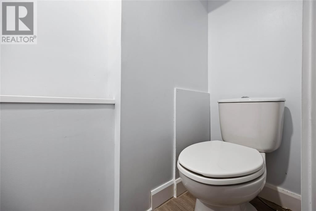 110 FAIRVIEW PLACE Image 22