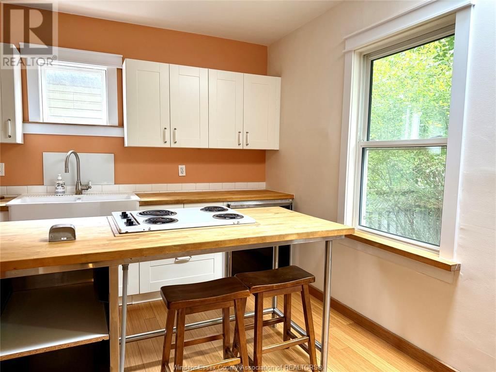 1172 GLADSTONE Image 15