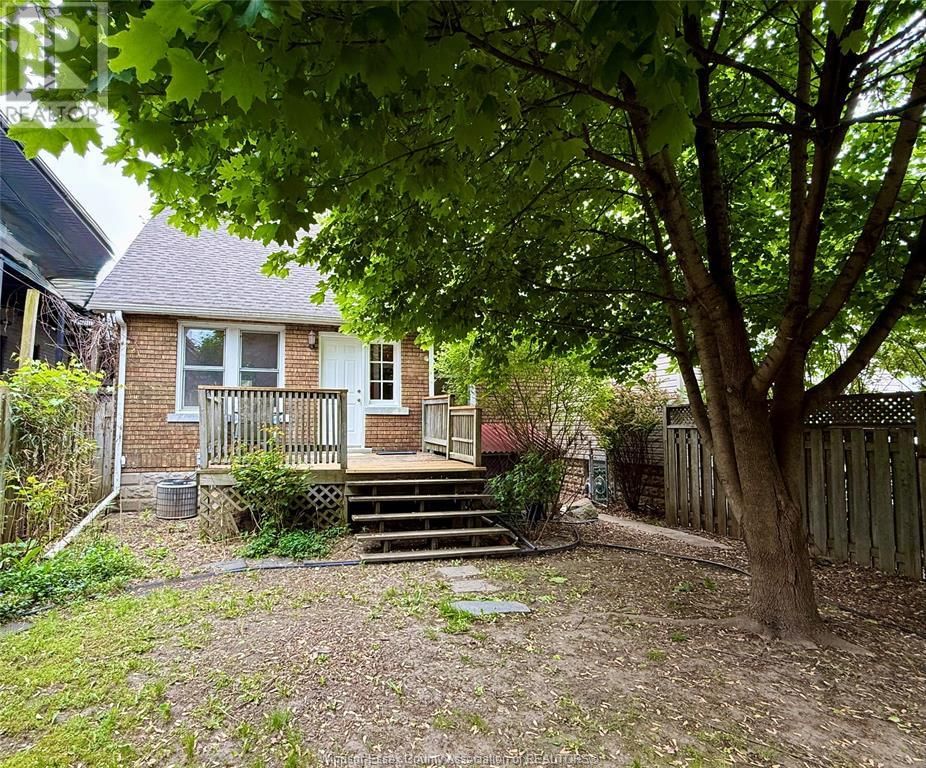 1172 GLADSTONE Image 30