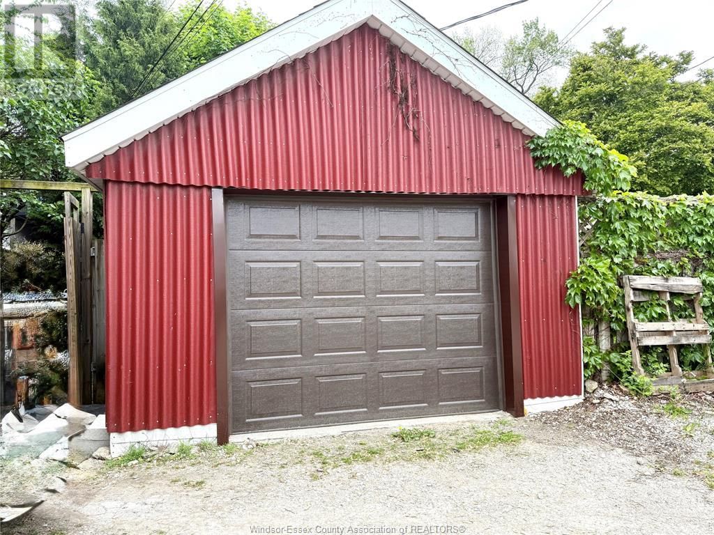 1172 GLADSTONE Image 37
