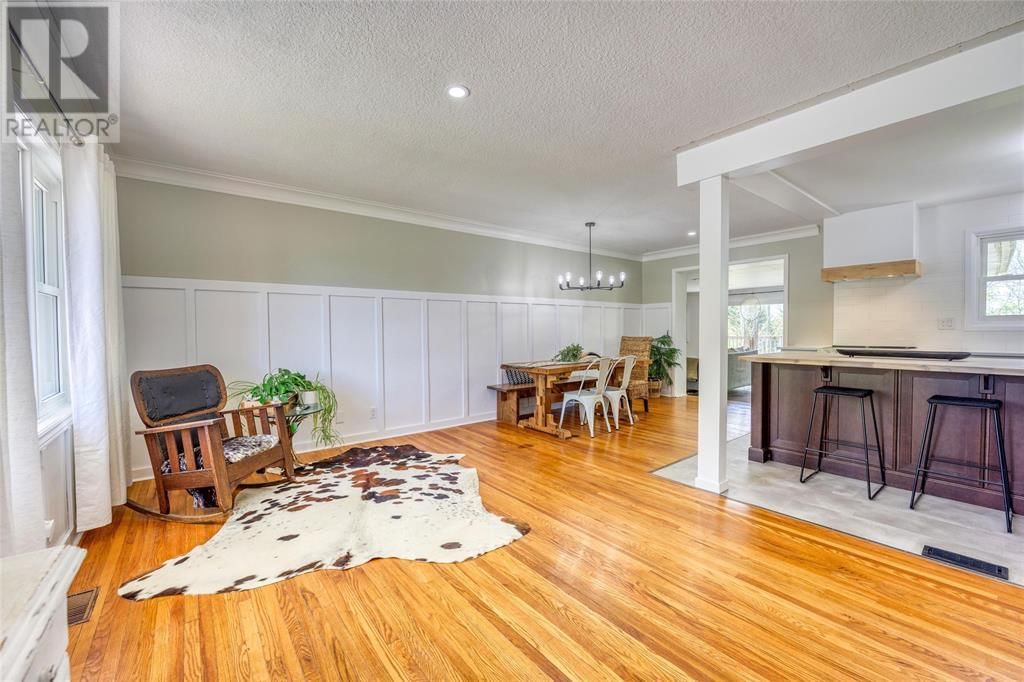 282 JOHN STREET Image 15