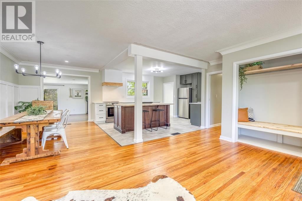 282 JOHN STREET Image 18