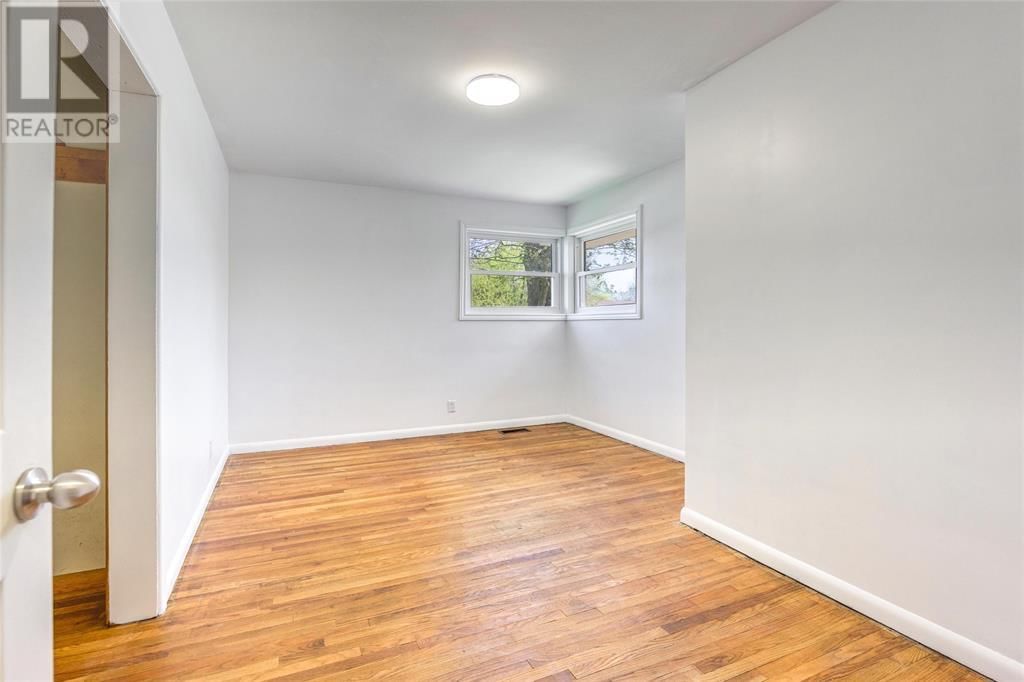 282 JOHN STREET Image 33