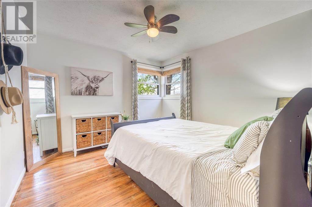 282 JOHN STREET Image 36