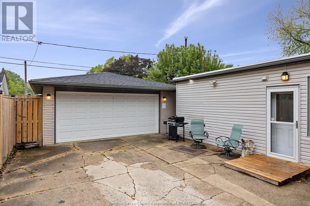 859 ISABELLE PLACE Image 24