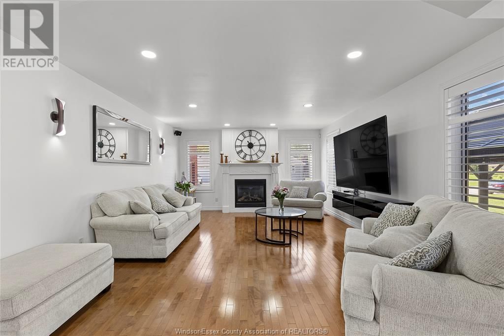 1016 CHELSEA PARK WAY Image 11