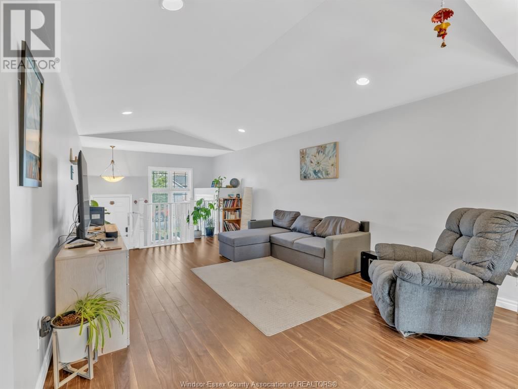 3186 SEVILLE Image 6