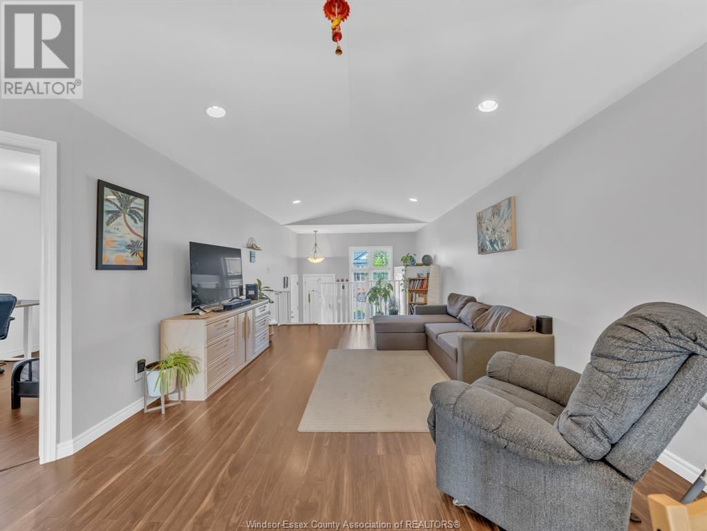 3186 SEVILLE Image 7