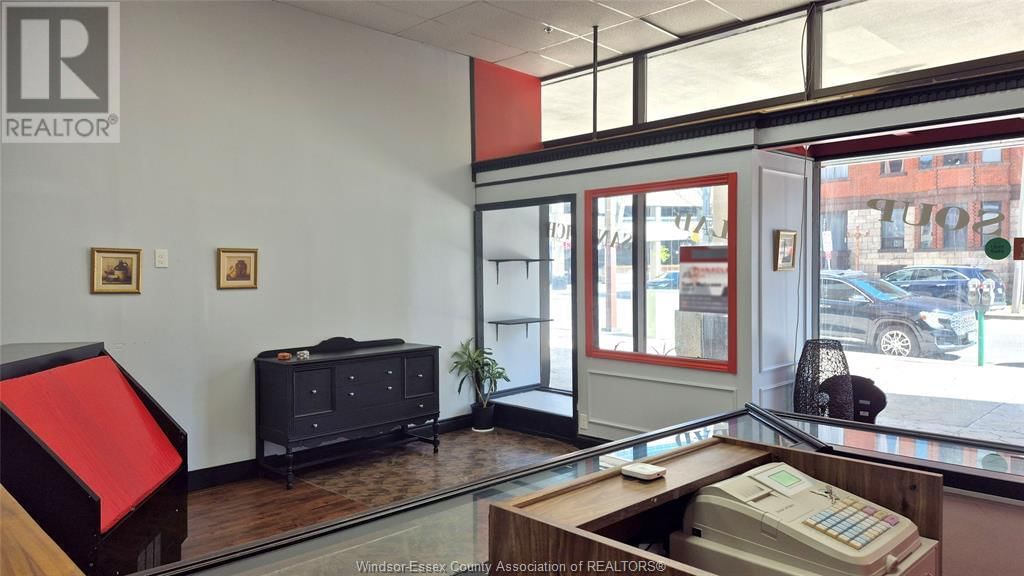 116 PARK STREET WEST Image 3
