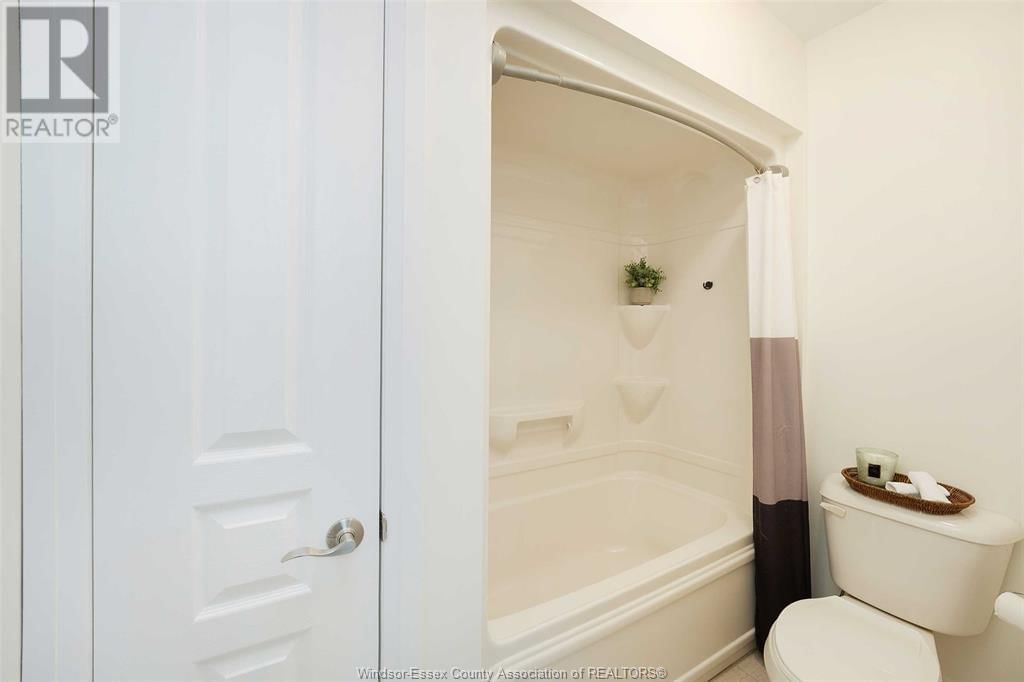 220 KING JAMES AVENUE Image 38