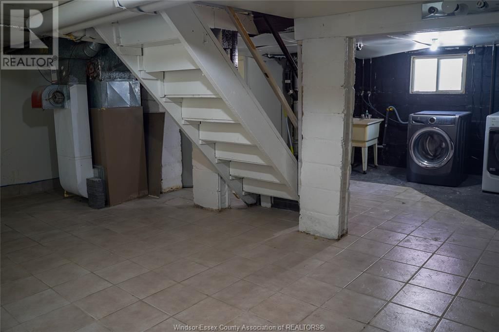 1070 CAMPBELL Image 28
