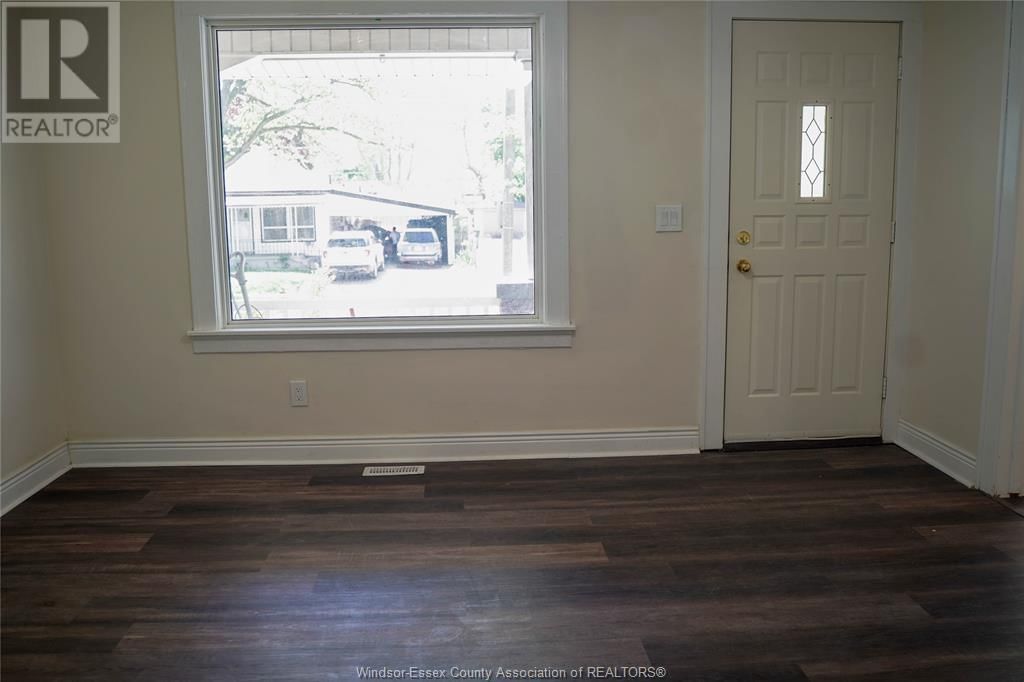 1070 CAMPBELL Image 4