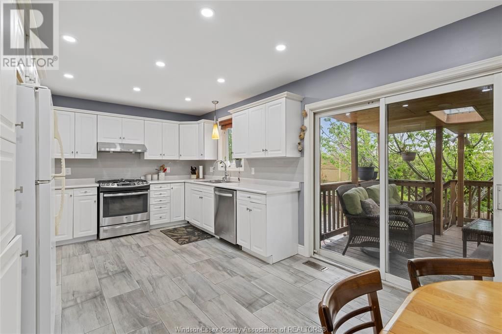 2653 PRESTON Image 11