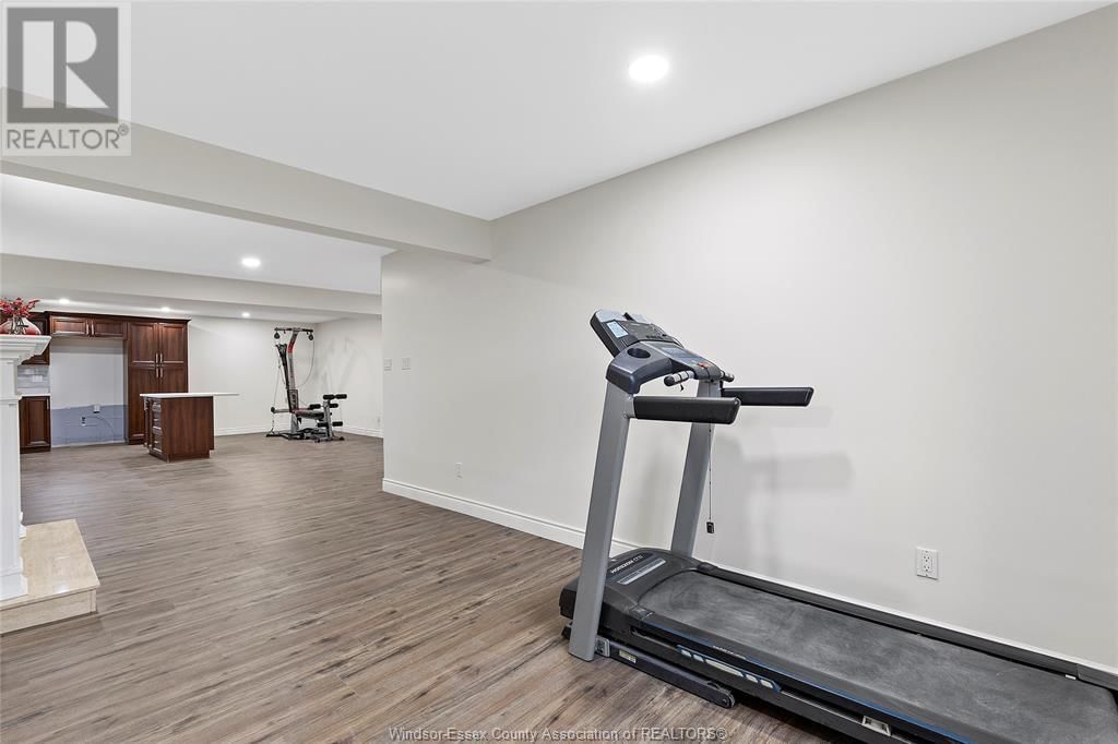 2653 PRESTON Image 28
