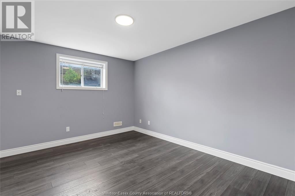 2653 PRESTON Image 36