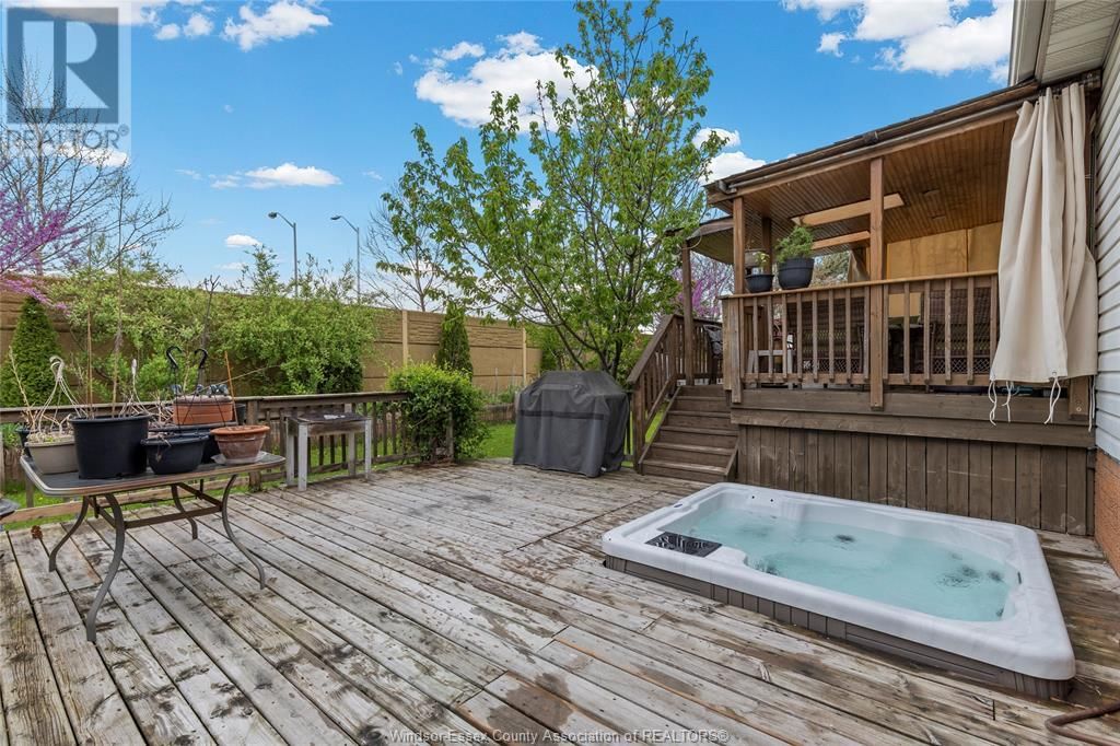 2653 PRESTON Image 43