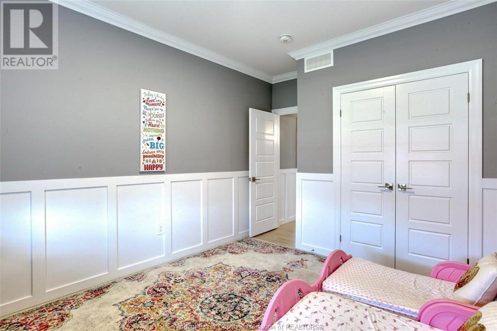 130 WHELAN Image 32