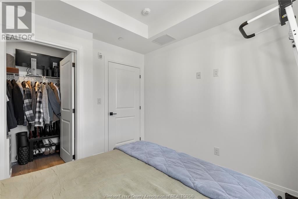 320 - 3817 HOWARD AVENUE Image 20