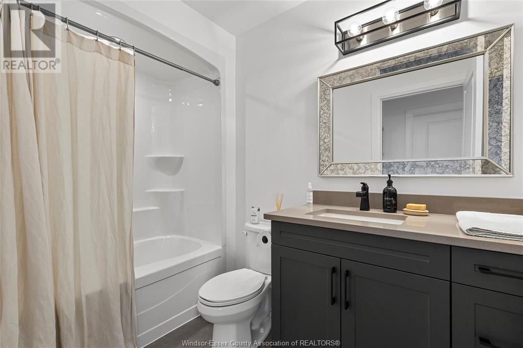 320 - 3817 HOWARD AVENUE Image 21