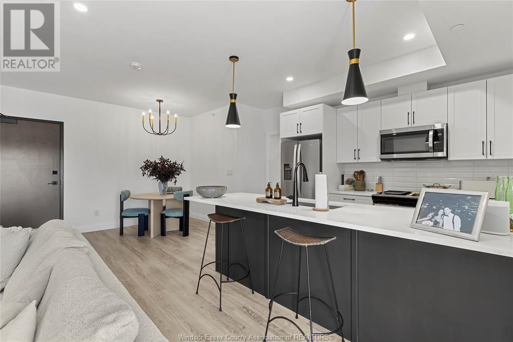 320 - 3817 HOWARD AVENUE Image 6