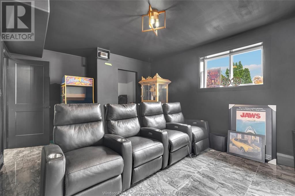 386 EAST PUCE ROAD Image 26
