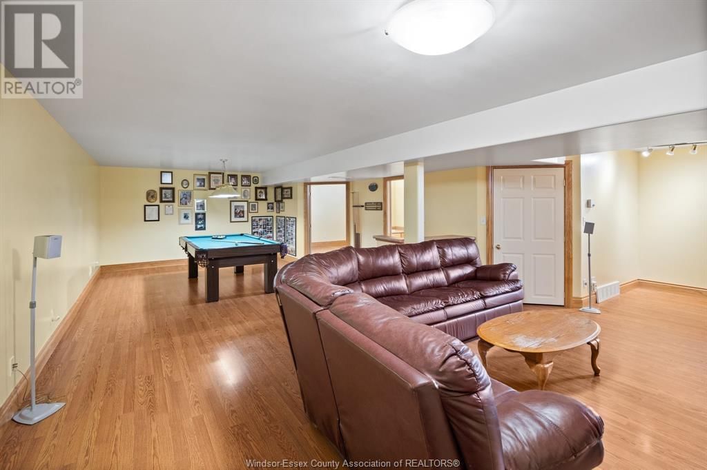 393 LENORE Image 13