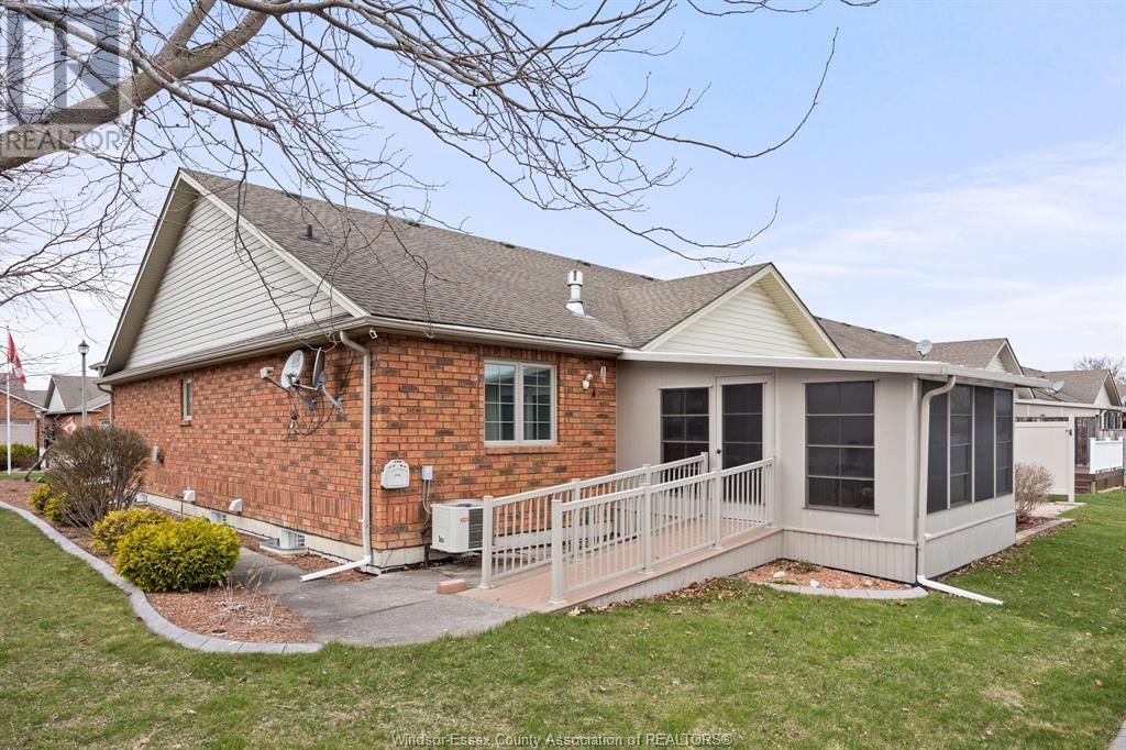 393 LENORE Image 17