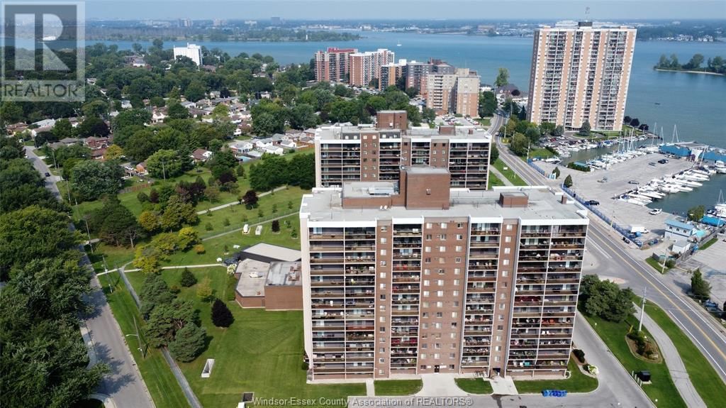1322 - 9099 RIVERSIDE DRIVE EAST Image 4