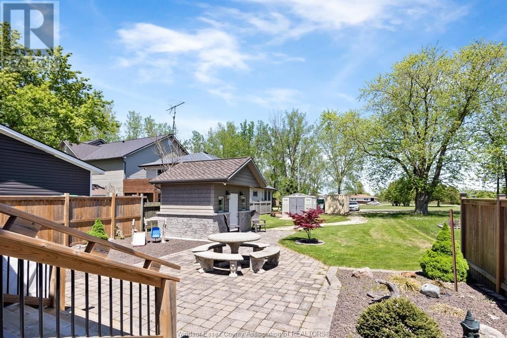 794 ERIE SHORES Image 11