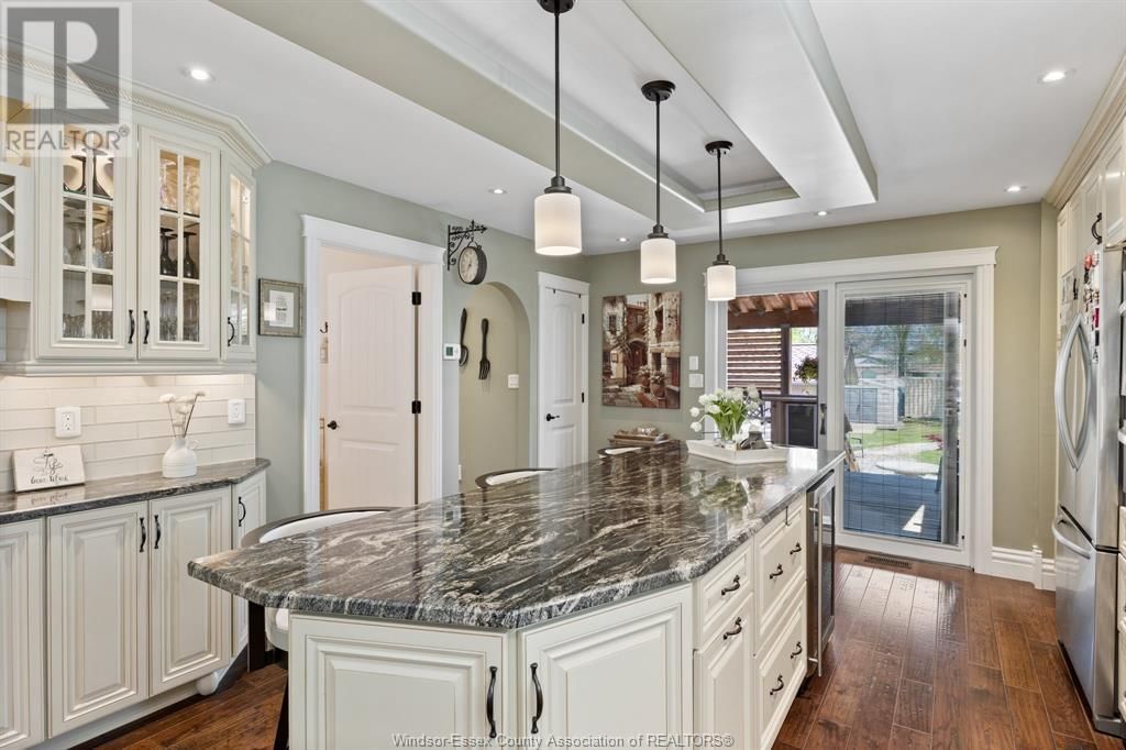 794 ERIE SHORES Image 26