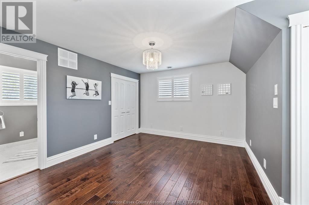 794 ERIE SHORES Image 45