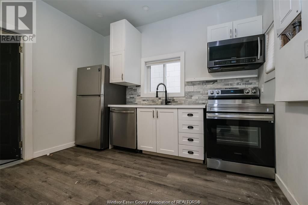 588 CARON AVENUE Image 4
