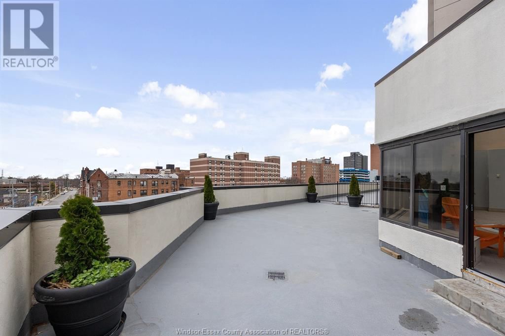 812 - 150 PARK STREET WEST Image 18
