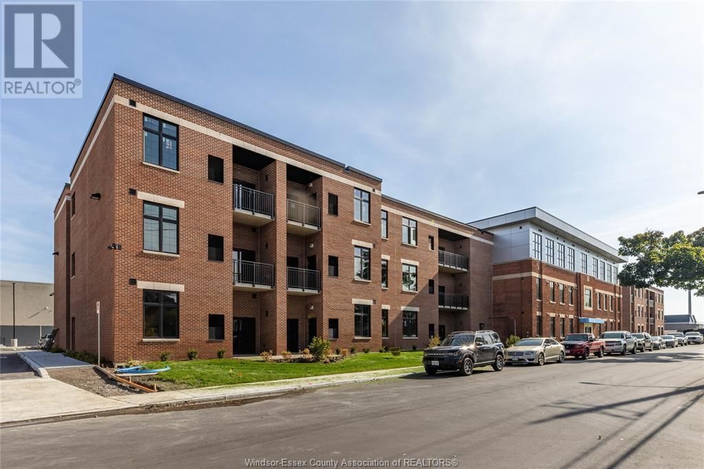 305 - 1370 ARGYLE Image 1