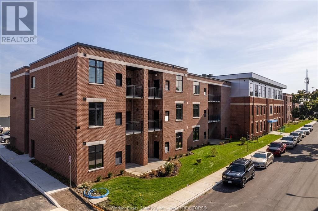 305 - 1370 ARGYLE Image 4