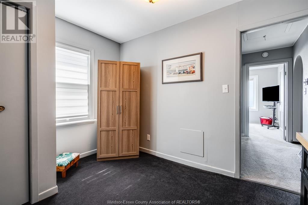 360 ROBSON ROAD Image 20